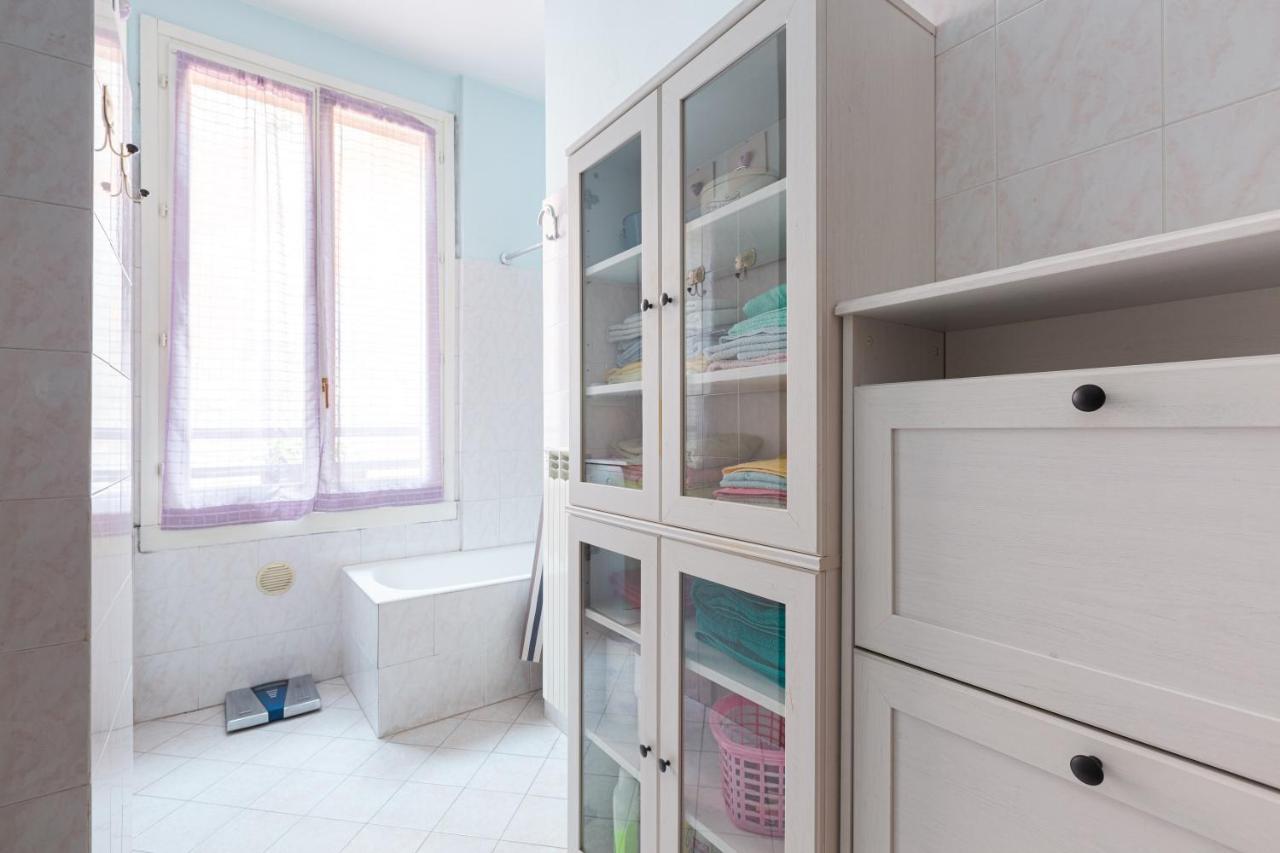 Ferienwohnung Bnbutler Torelli - Grazioso E Luminoso Bilocale Mailand Exterior foto