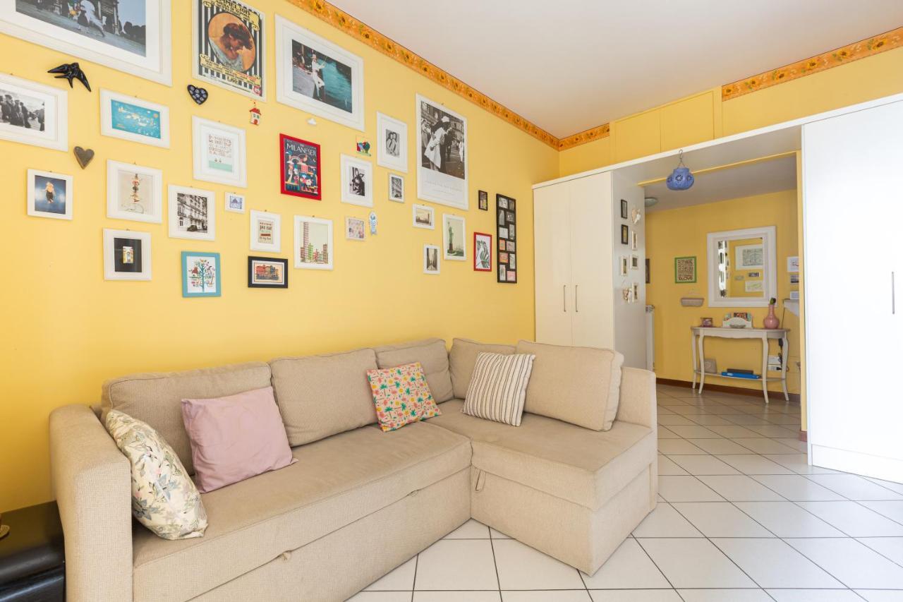 Ferienwohnung Bnbutler Torelli - Grazioso E Luminoso Bilocale Mailand Exterior foto