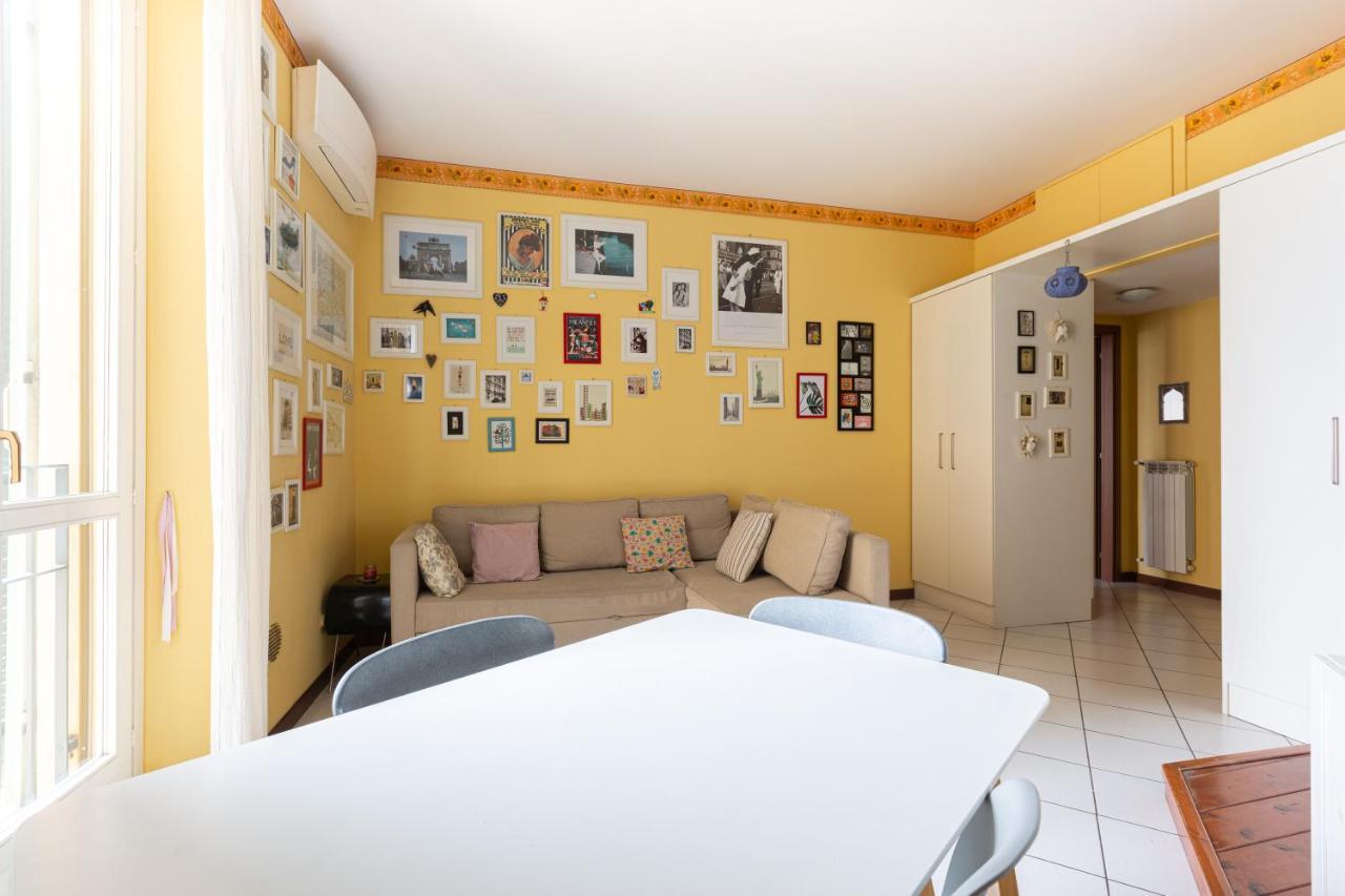 Ferienwohnung Bnbutler Torelli - Grazioso E Luminoso Bilocale Mailand Exterior foto